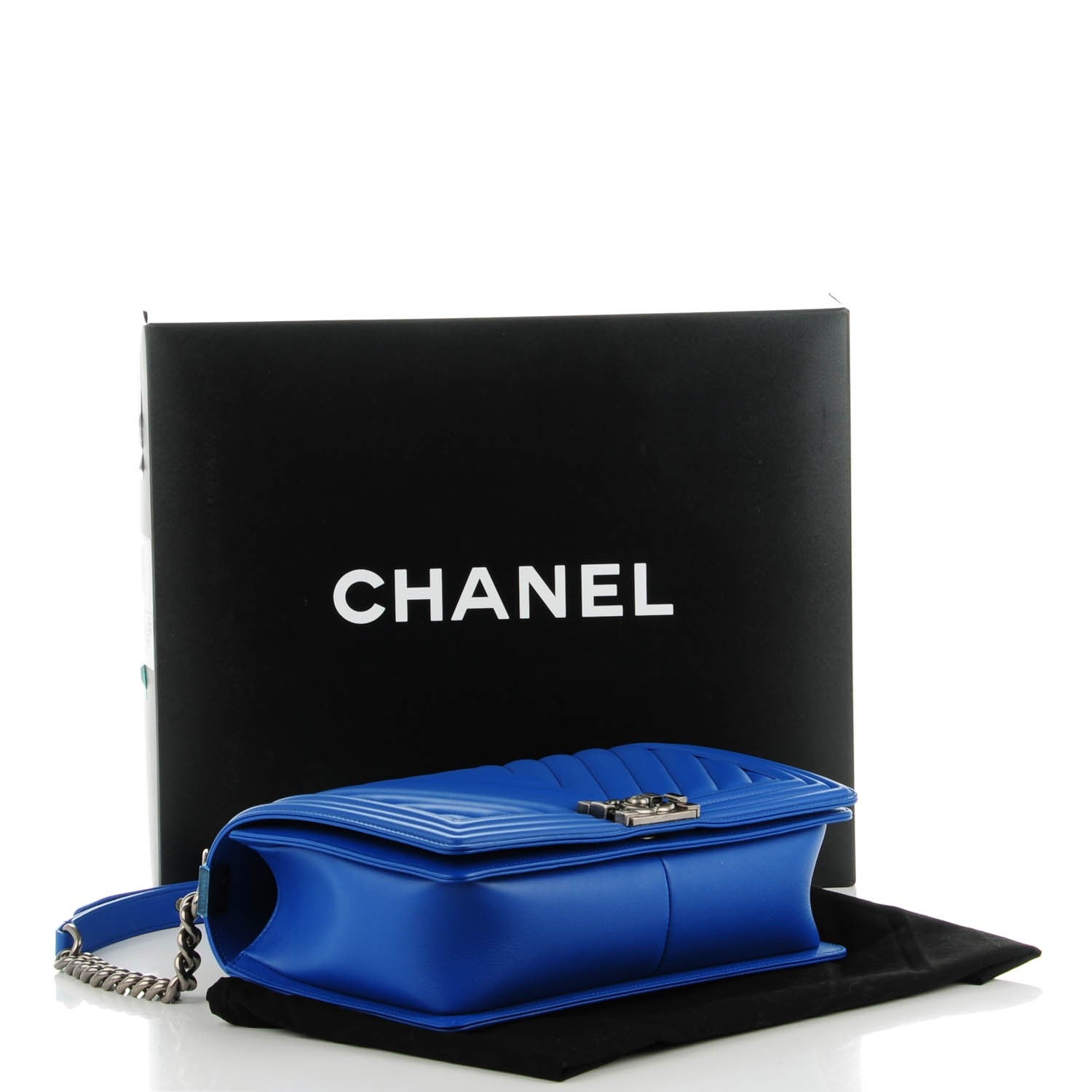 Chanel Calfskin Chevron Quilted New Medium Boy Flap Bright Blue 4 of 8