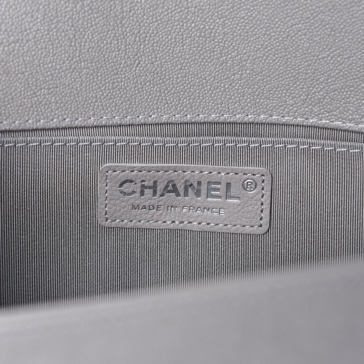 Caviar Quilted Medium Boy Flap Grey