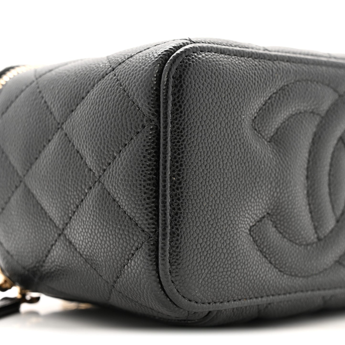 Caviar Quilted Small Vanity Case With Chain Black