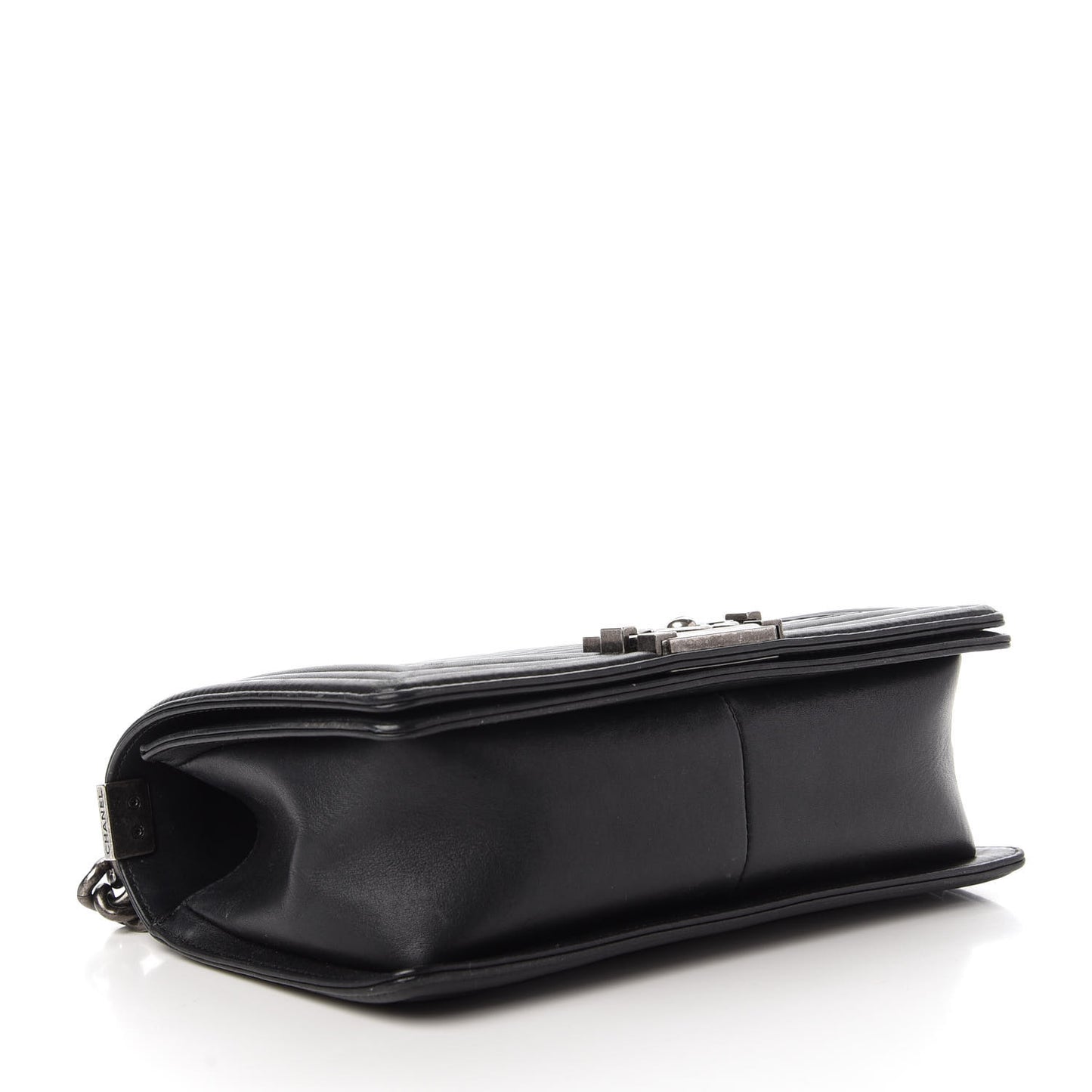 Calfskin Horizontal Quilted New Medium Boy Flap Black