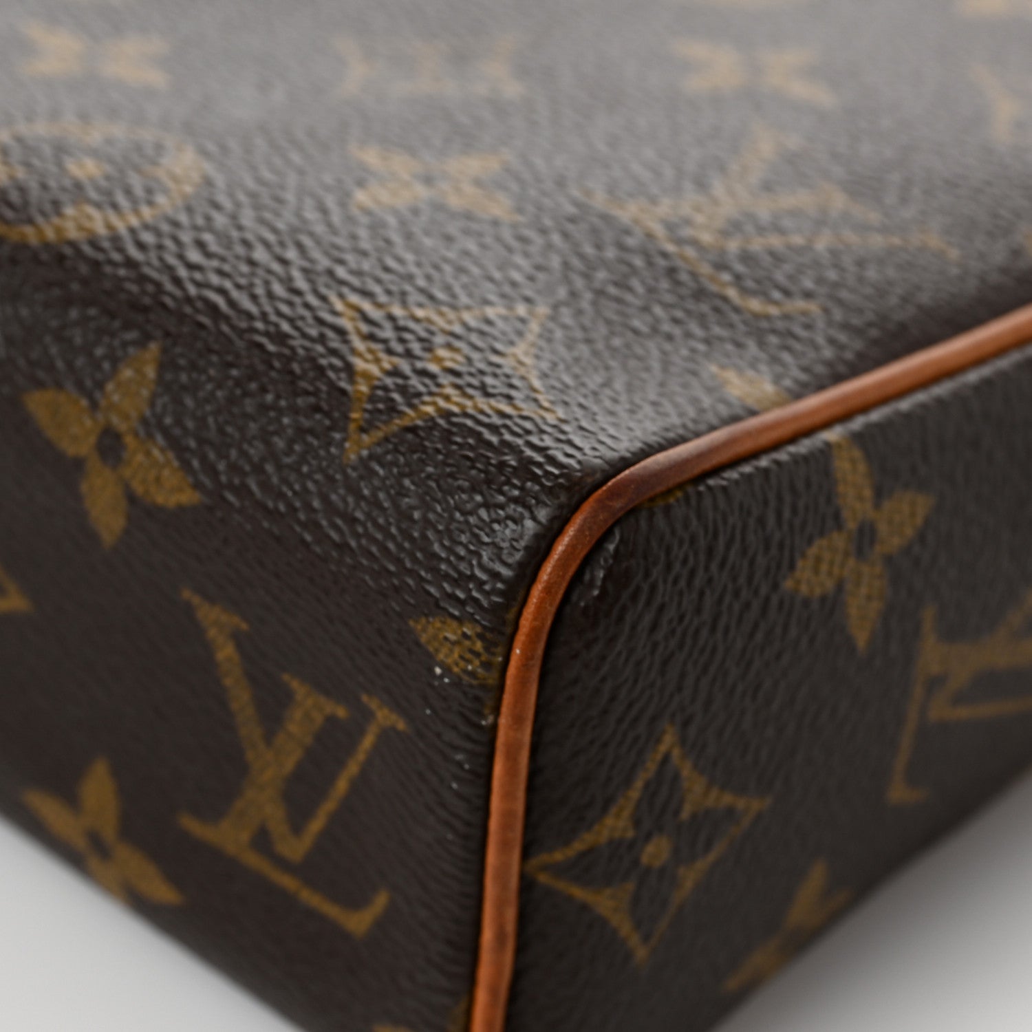 Louis Vuitton Monogram Recital 12 of 12