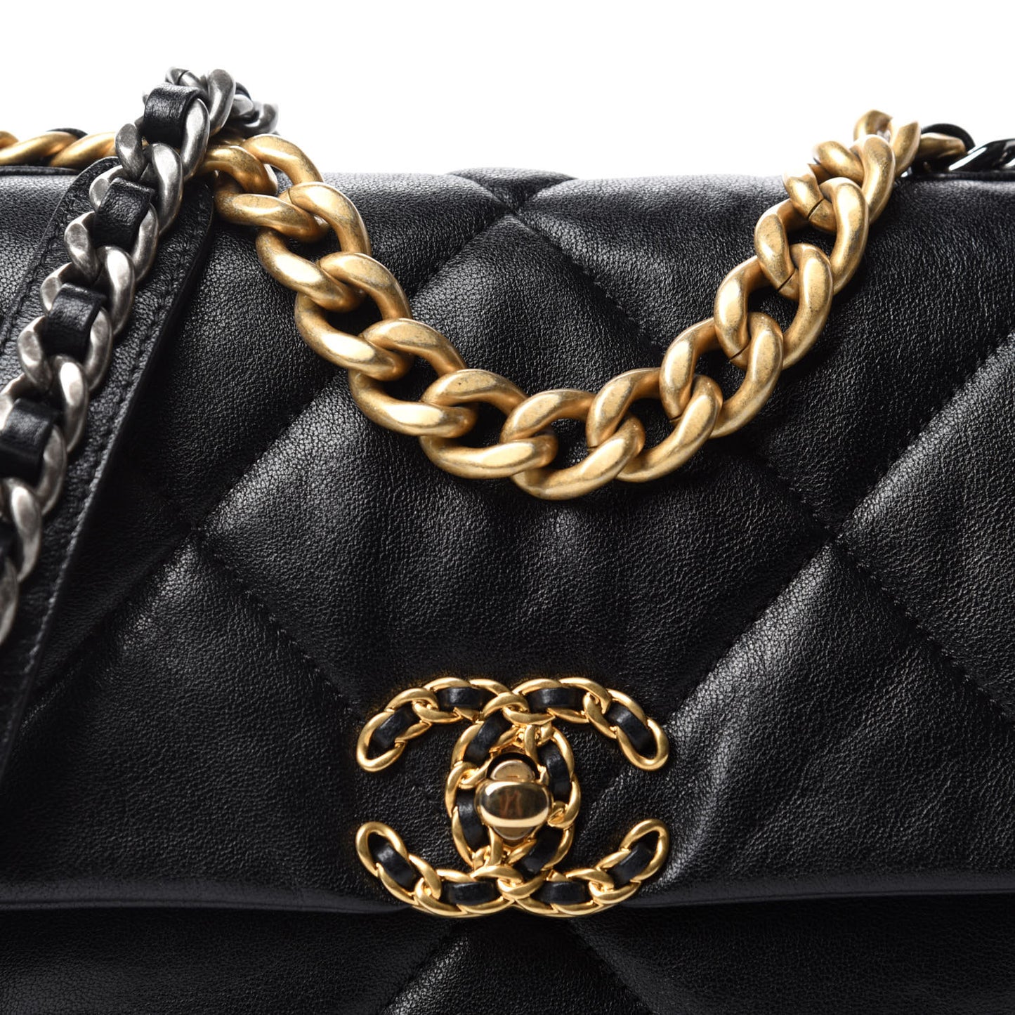 Goatskin Quilted Medium Chanel 19 Flap Black