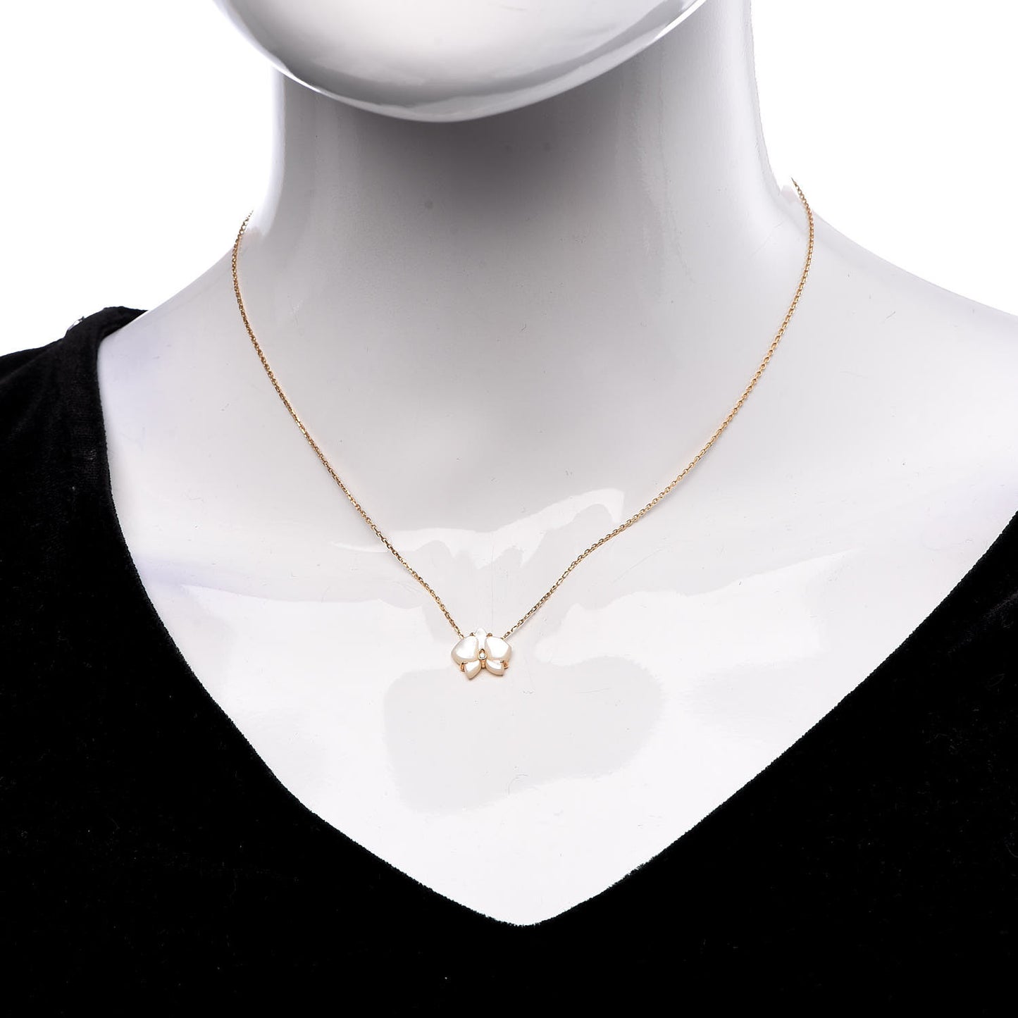 18K Yellow Gold Mother Of Pearl Diamond Caresse D'Orchidees Par Necklace