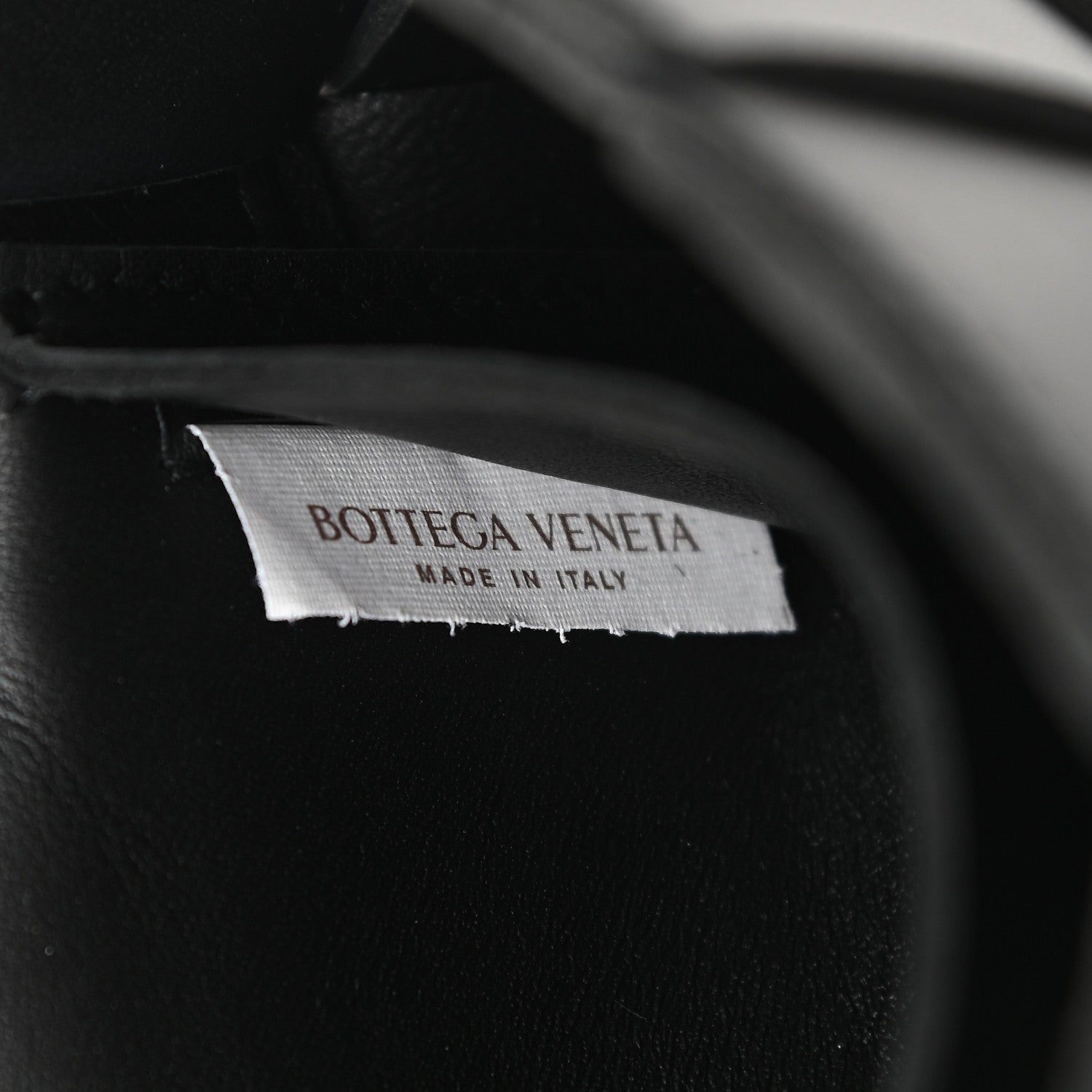 Bottega Veneta Nappa Maxi Intreccio The Belt Cassette Bag Black 7 of 11
