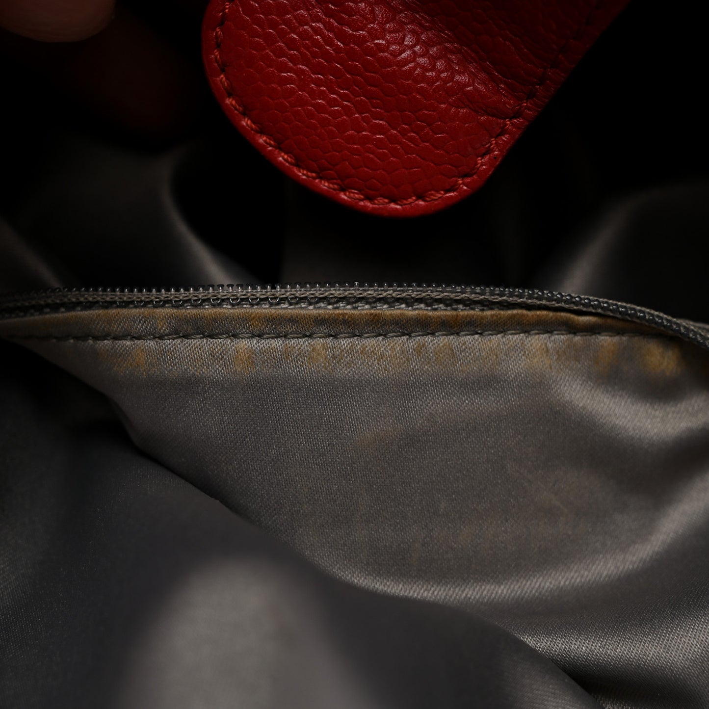 Caviar Quilted Vertical Grand Shopping Tote GST Red