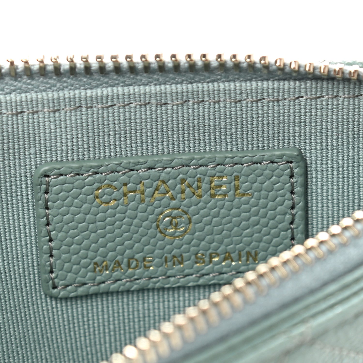 Chanel Caviar Quilted Flap Zip Card Holder Dark Green 6 of 7