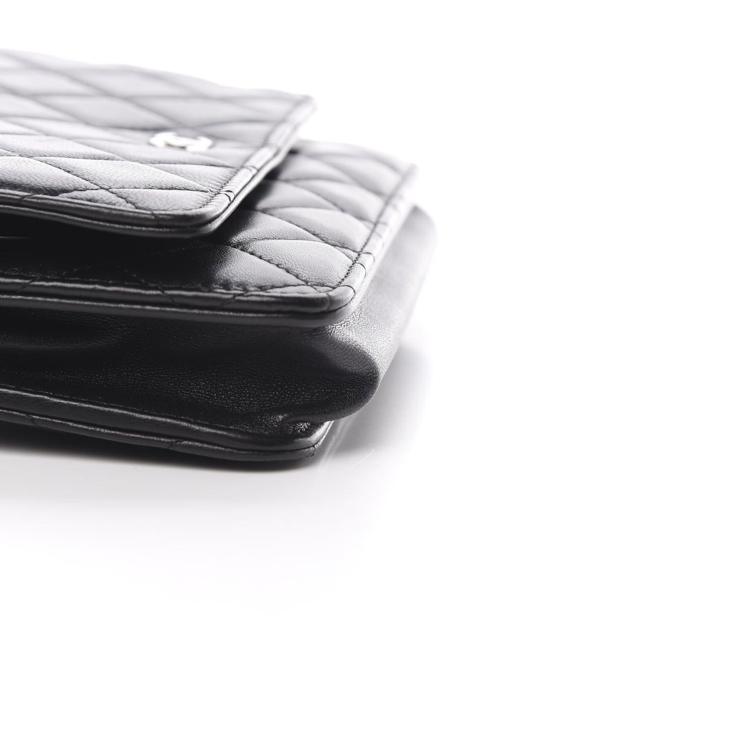 Lambskin Quilted Wallet On Chain WOC Black