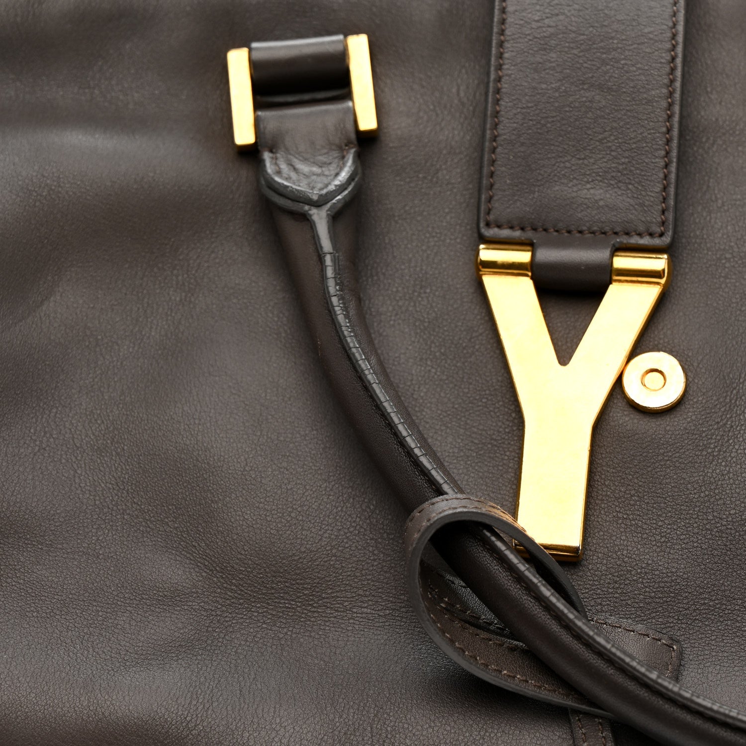 Saint Laurent Sheepskin Medium Cabas ChYc Grey 21 of 25