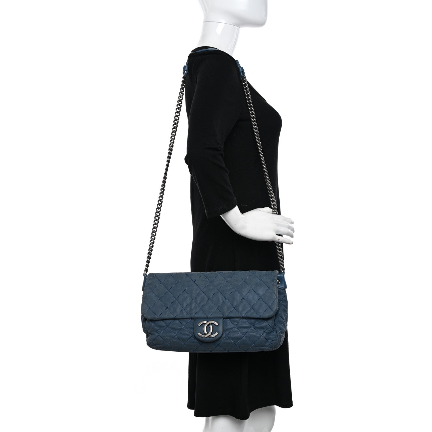 Chanel Iridescent Calfskin Large Coco Daily Flap Blue 2 of 11