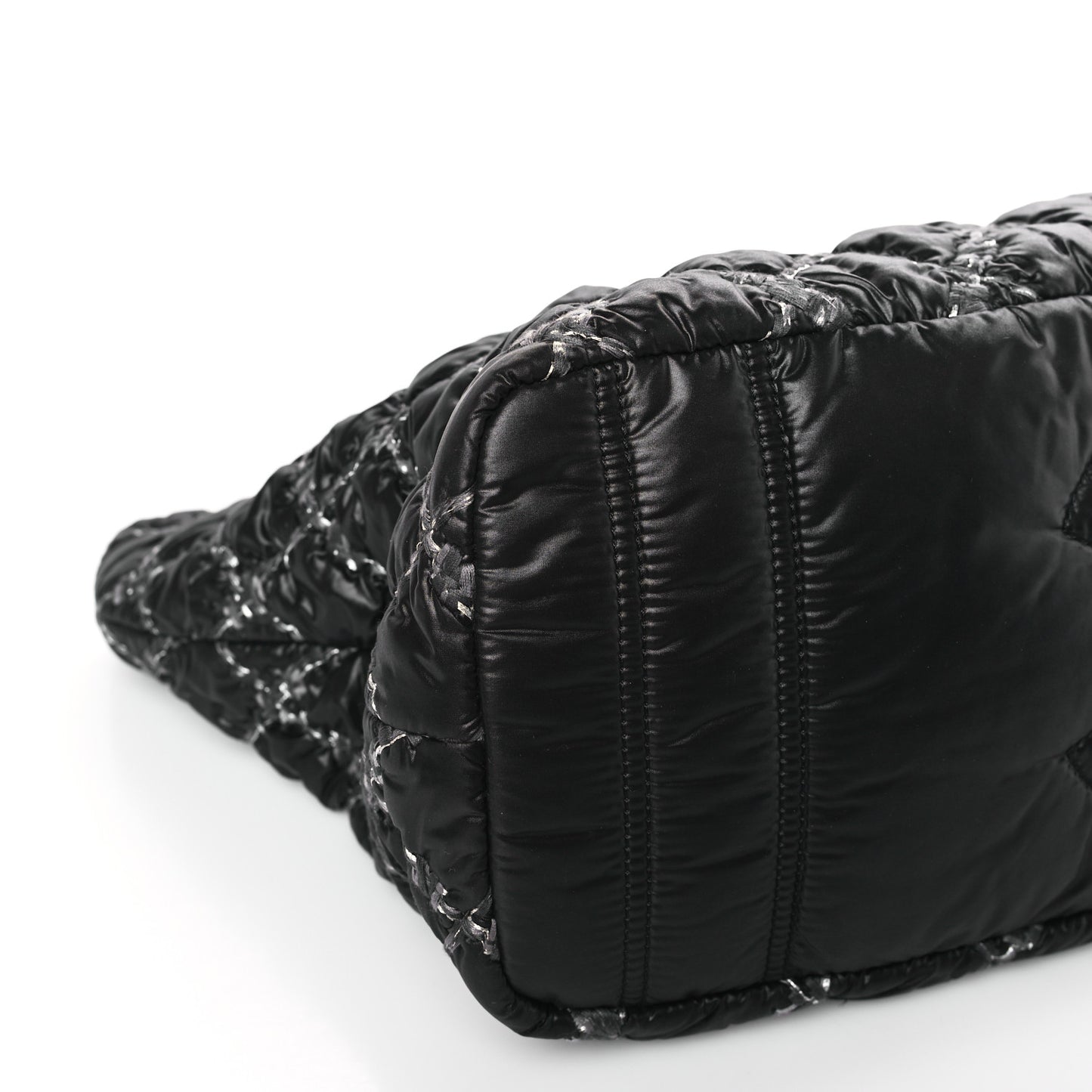 Nylon Quilted Tweed Stitch Bubble Tote Black