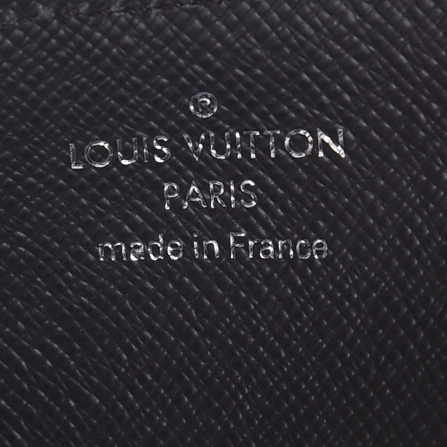 Louis Vuitton Damier Ebene 4 Key Holder 7 of 9