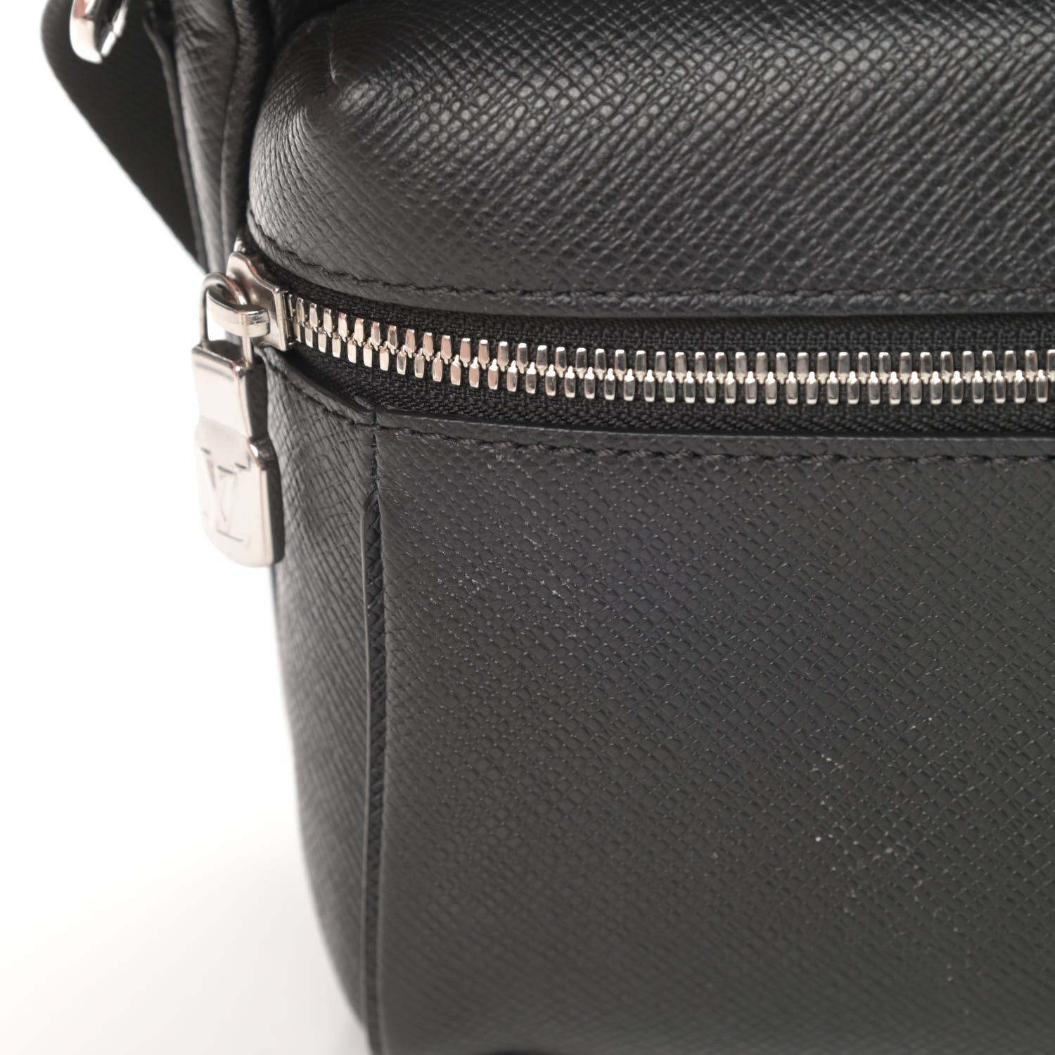 Louis Vuitton Taiga Outdoor Messenger PM Black 12 of 13