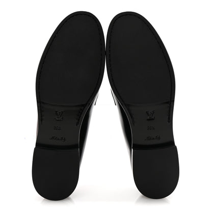 Louis Vuitton Glazed Calfskin Chess Flat Loafer 39.5 Black 6 of 9