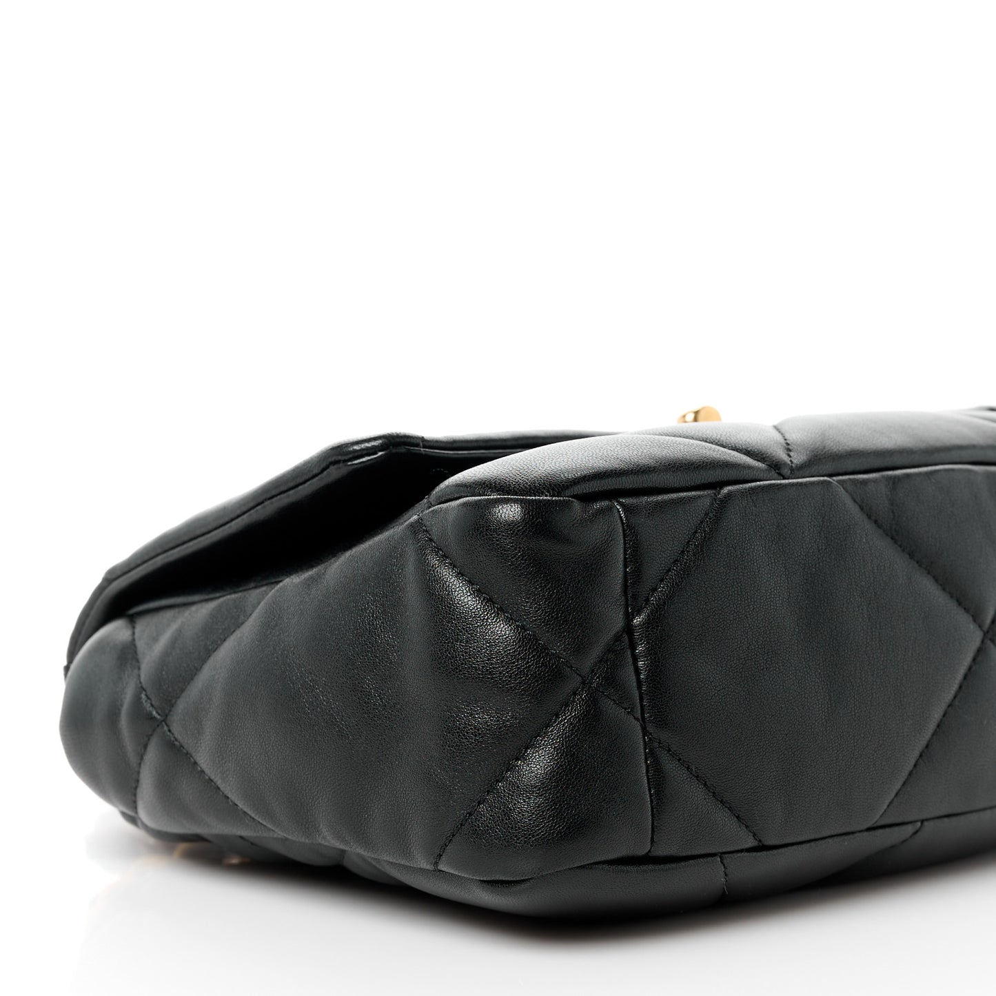Lambskin Quilted Medium Chanel 19 Flap Black