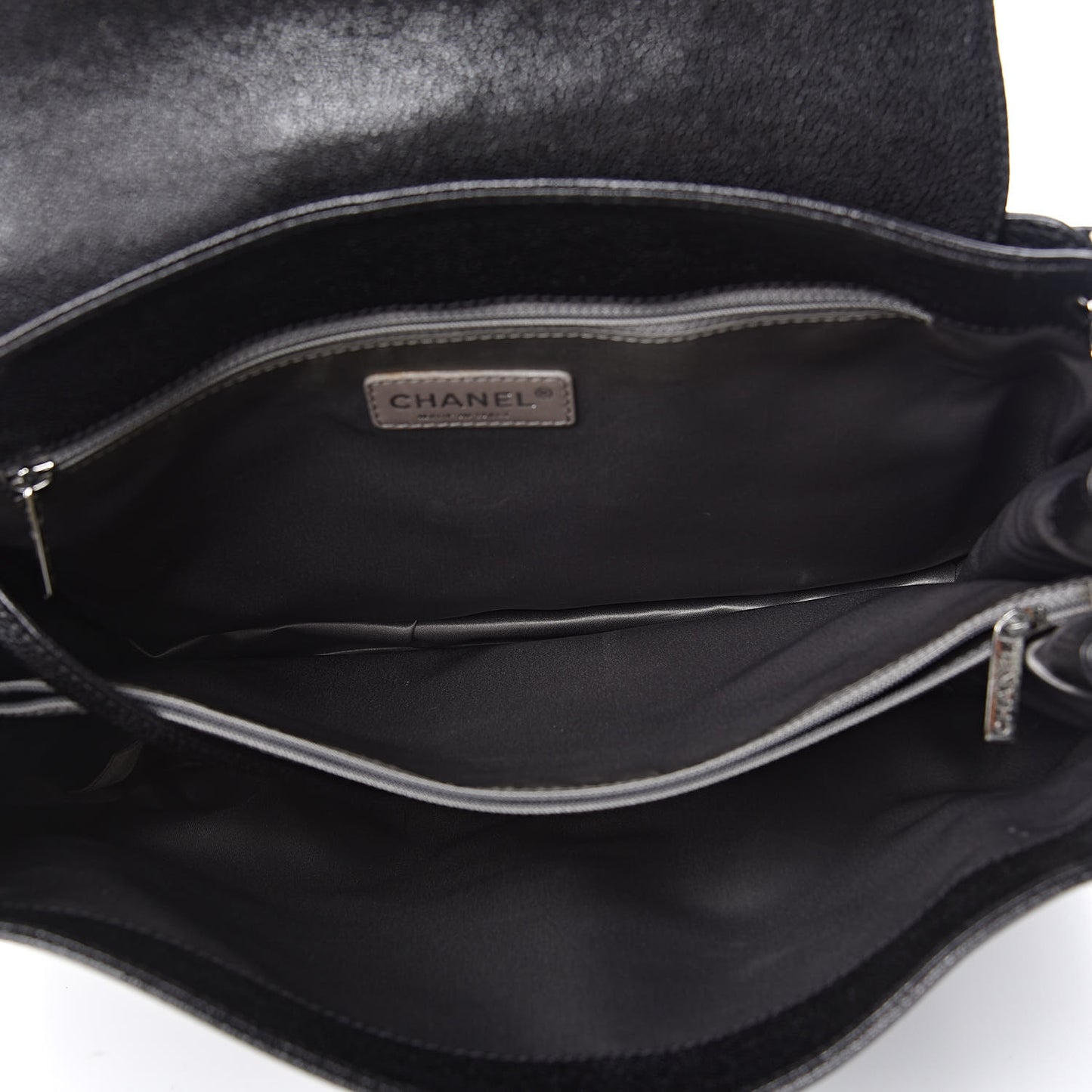 Glazed Caviar Pocket In The City Tote Black