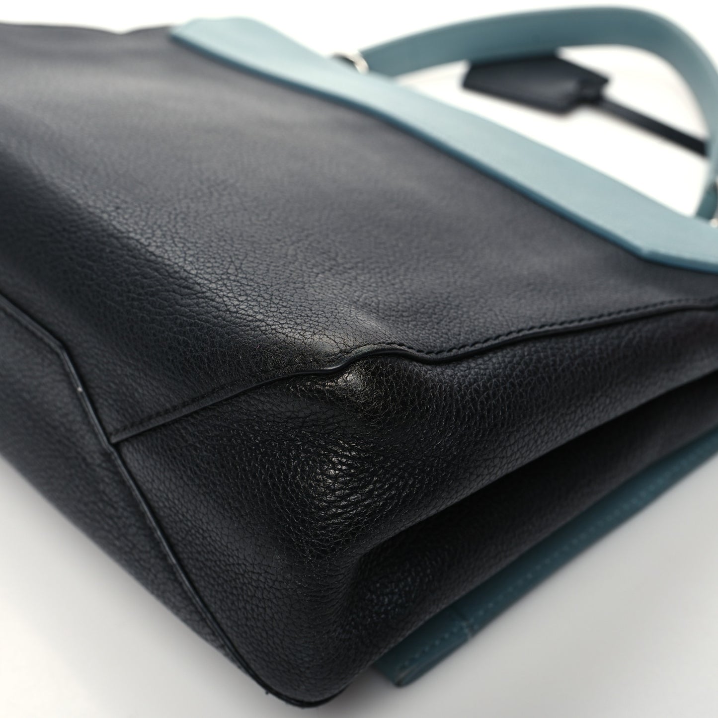 Soft Calfskin Lockme II Top Handle Sky