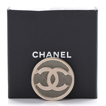 Chanel Mesh Circle CC Brooch Gold 4 of 4