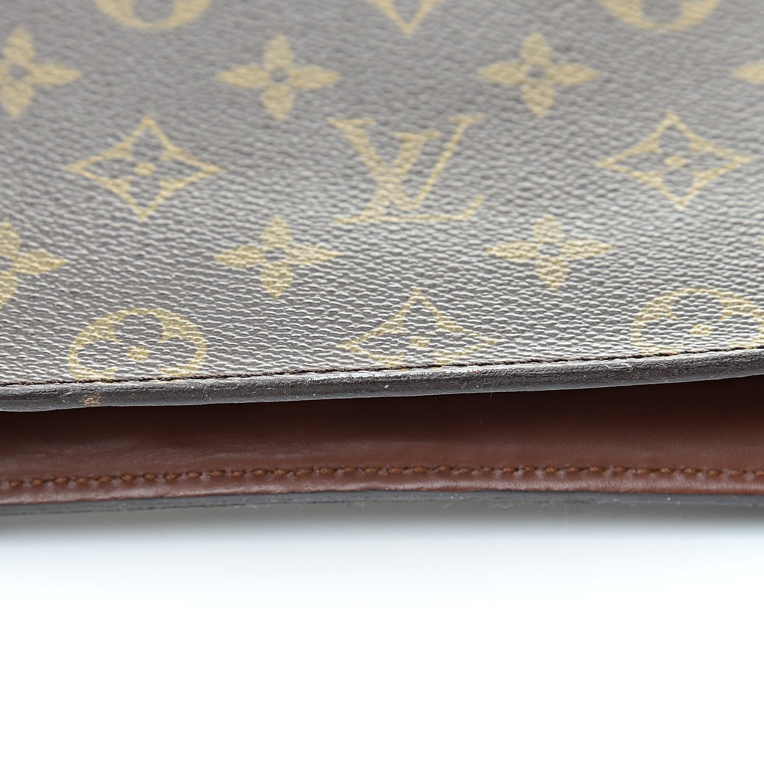 Louis Vuitton Monogram Pochette Homme 22 of 23
