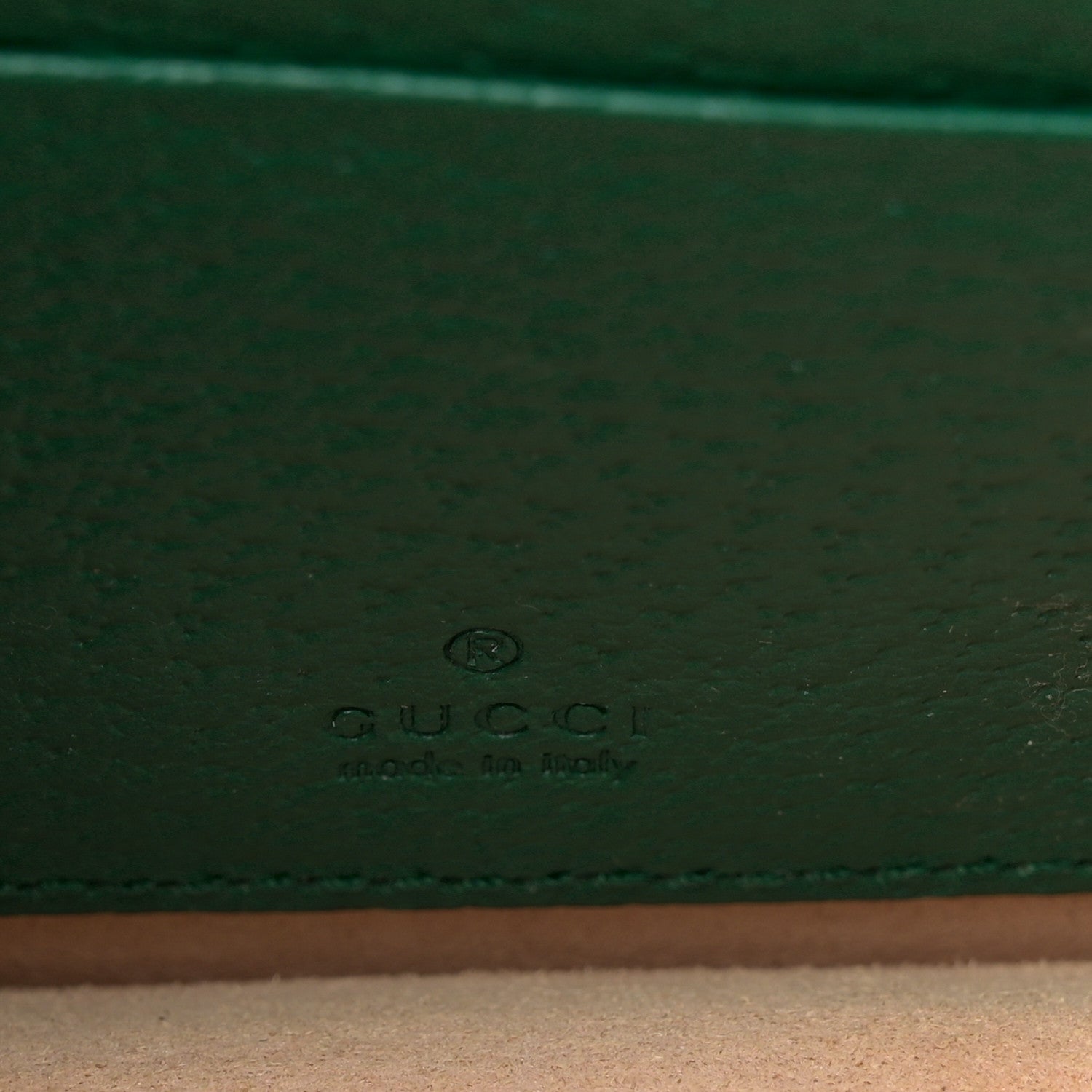 Gucci Dollar Pigprint Diana Chain Wallet Green 6 of 11