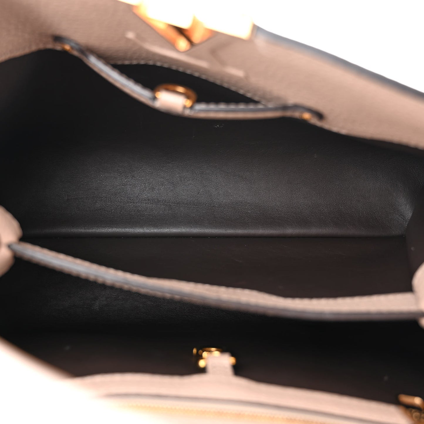 Taurillon Capucines MM Galet