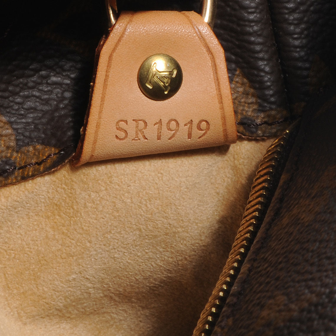 Monogram Luco