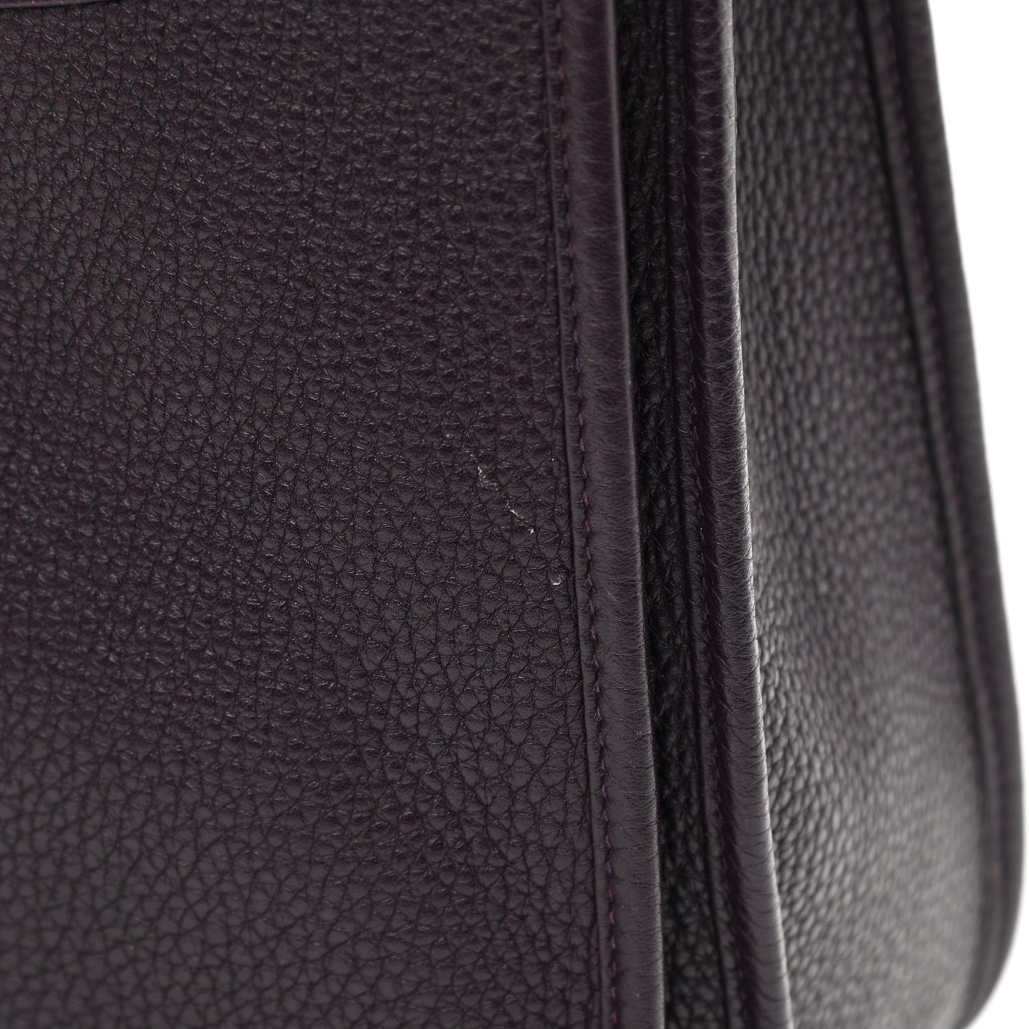 Taurillon Clemence Evelyne III GM Raisin