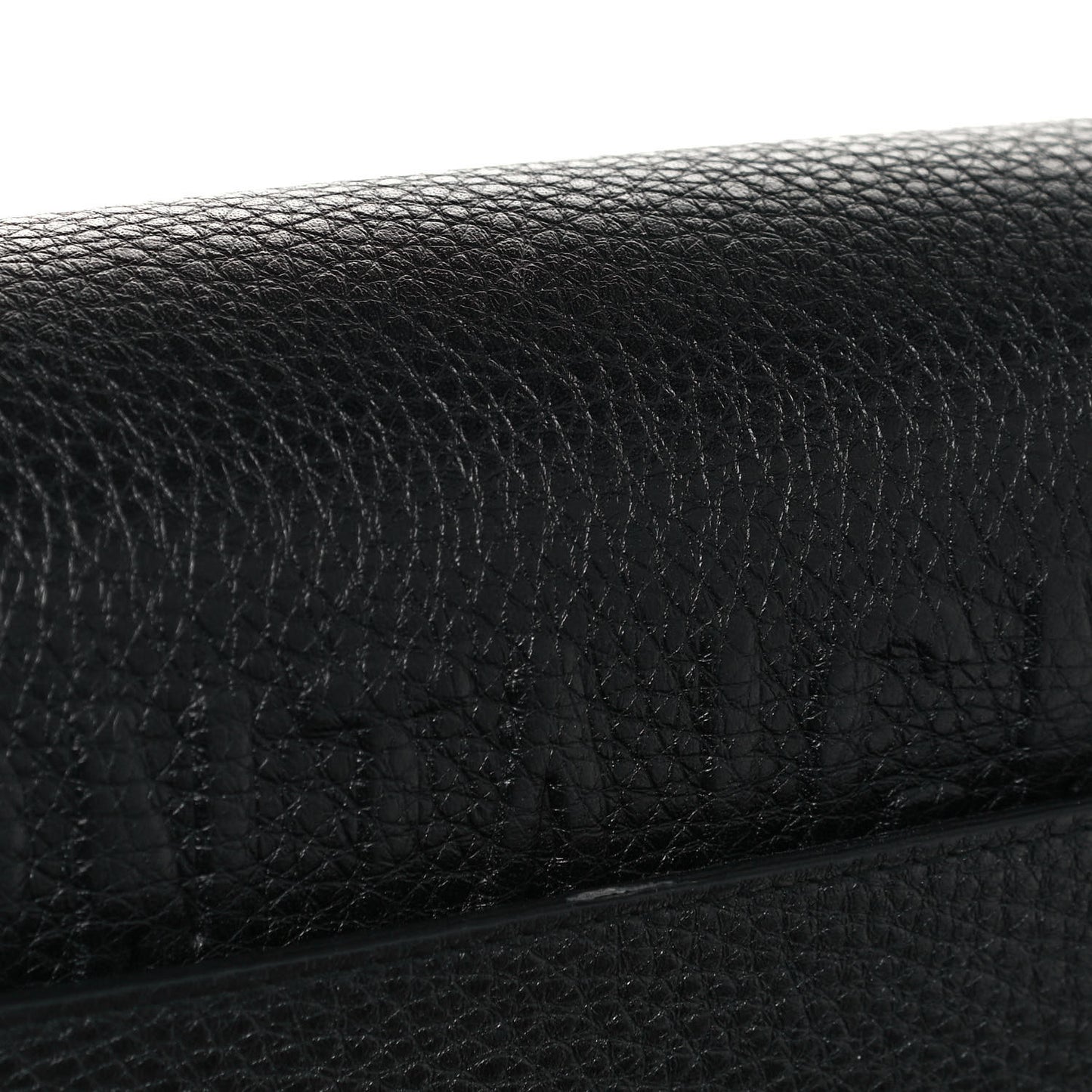 Grained Calfskin Large Bobby Flap Black