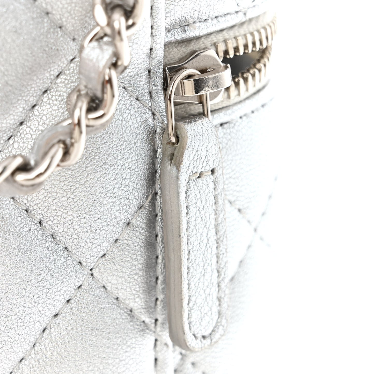 Metallic Lambskin Quilted Phone Holder With Chain Silver