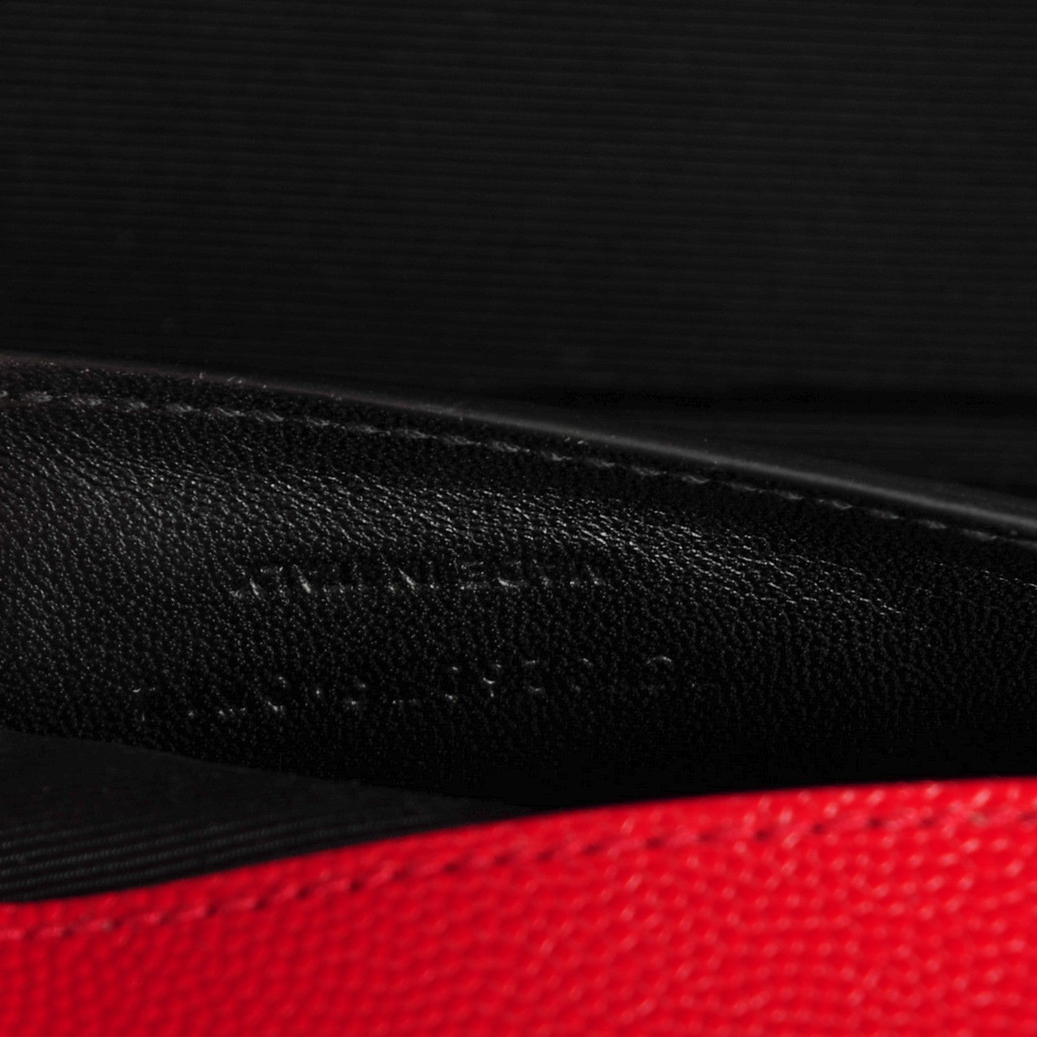 Saint Laurent Grain De Poudre Cassandre Clutch Red 8 of 8