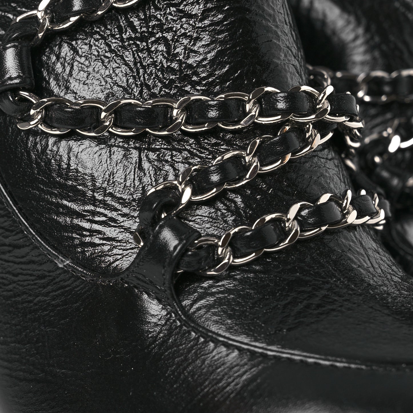 Crackled Calfskin Chain CC Short Boots 38.5 Black