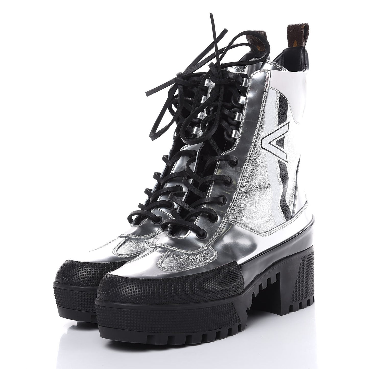 Patent Calfskin Spaceship Laureate Platform Desert Boots 37.5 Silver