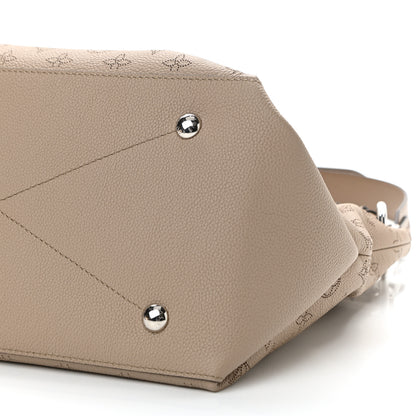 Louis Vuitton Mahina Beaubourg Hobo MM Galet 9 of 10