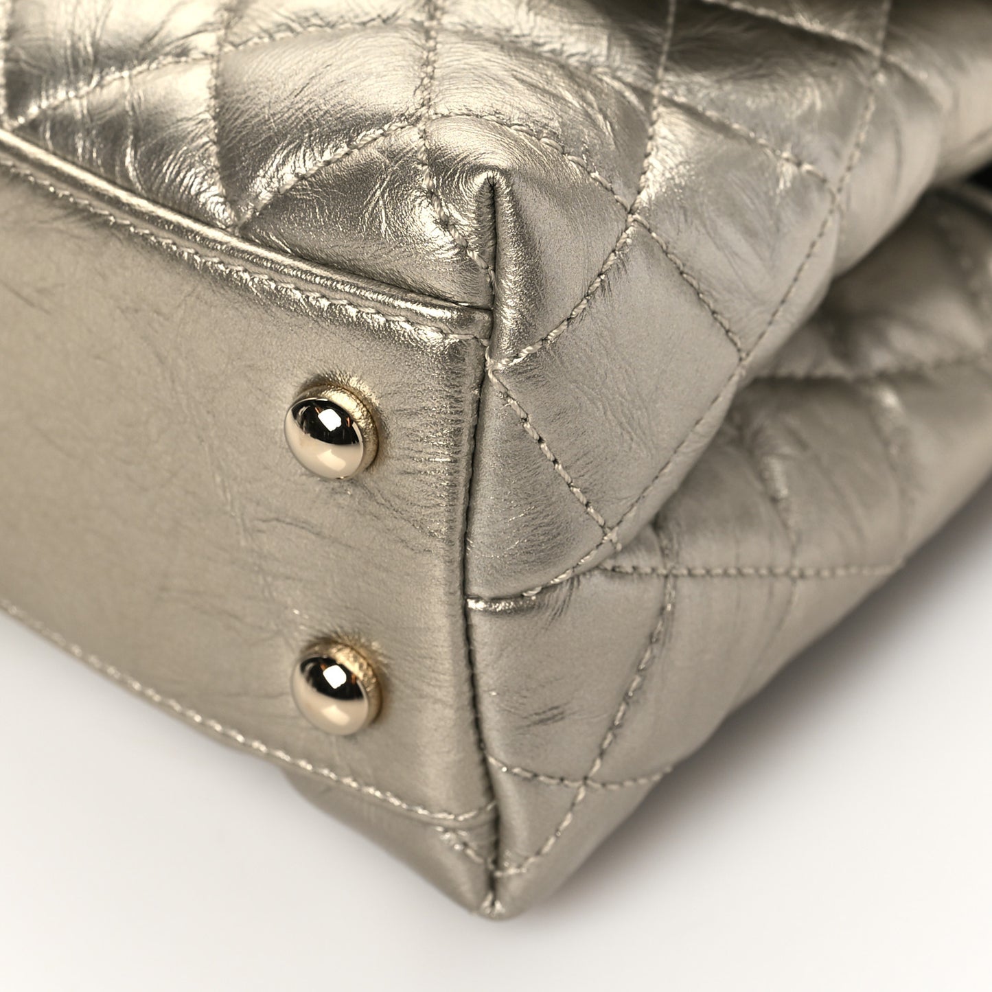 Metallic Aged Calfskin Quilted Mini Coco Handle Flap Gold