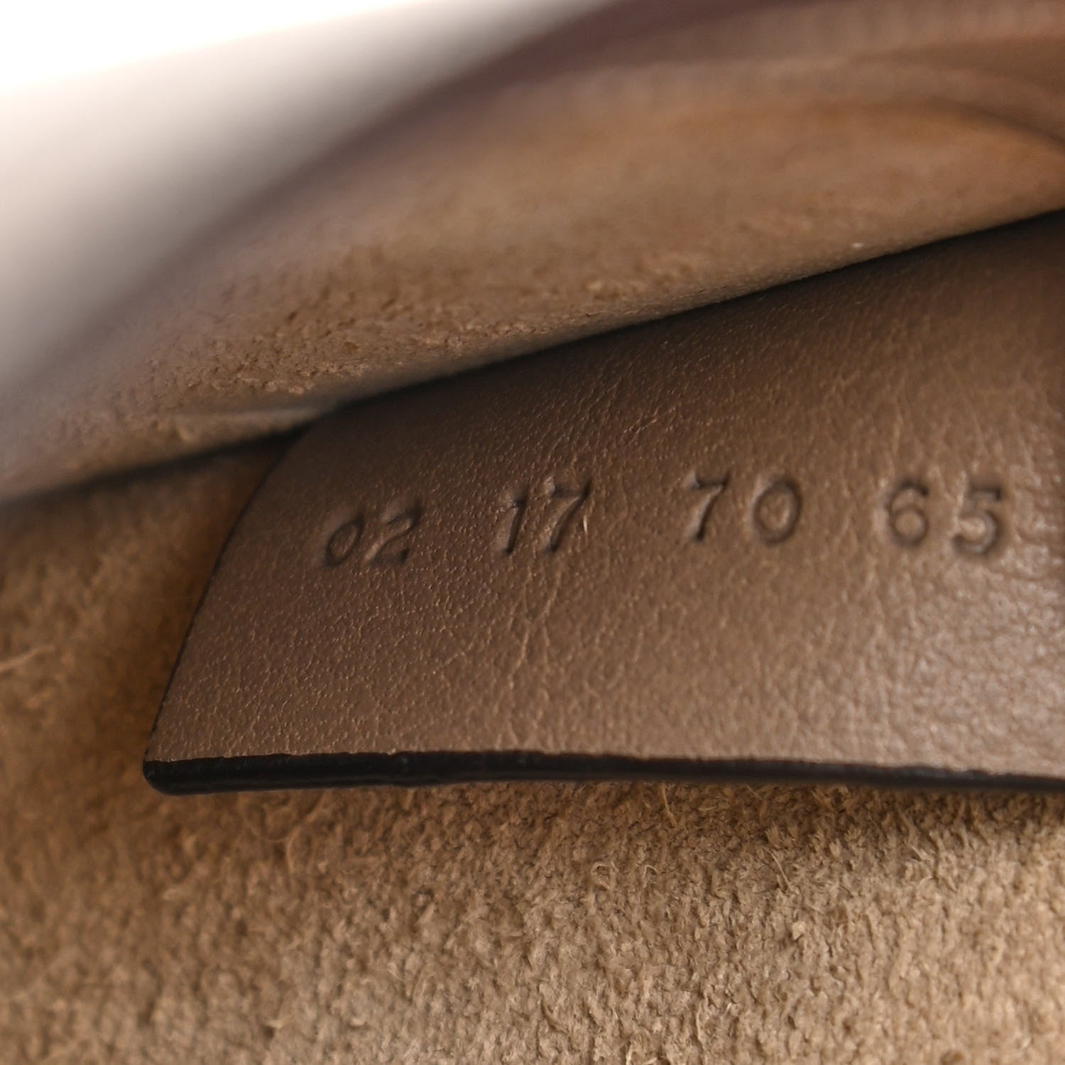 Chloe Calfskin Suede Small Nile Bracelet Bag Motty Grey 7 of 14