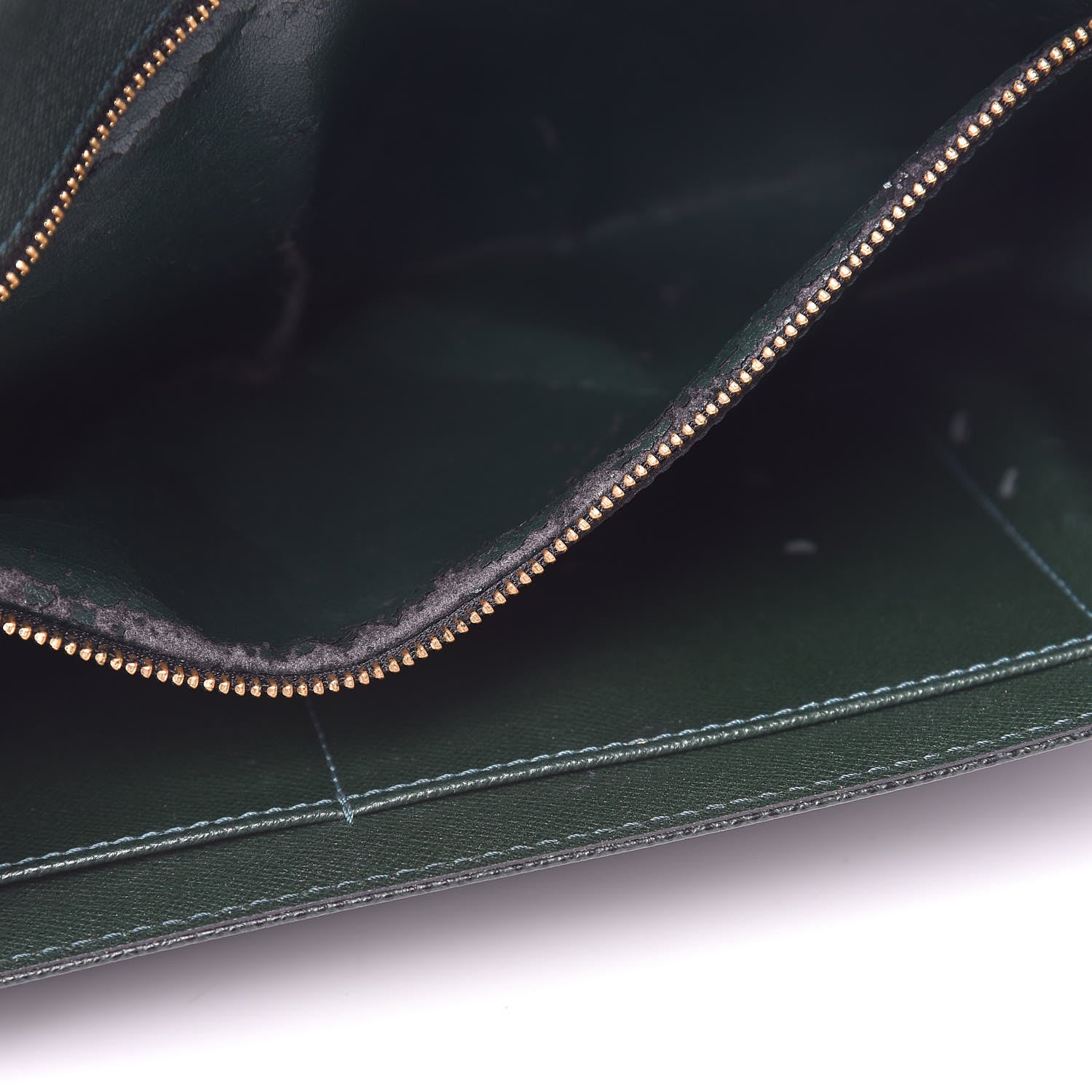 Louis Vuitton Taiga Pochette Belaia Epicea 11 of 16