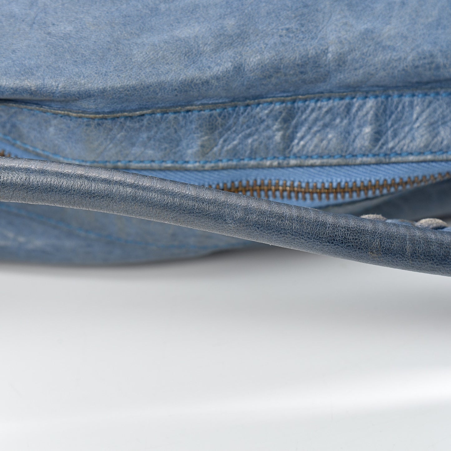 Agneau Classic Hardware Day Hobo Bleu Glacier