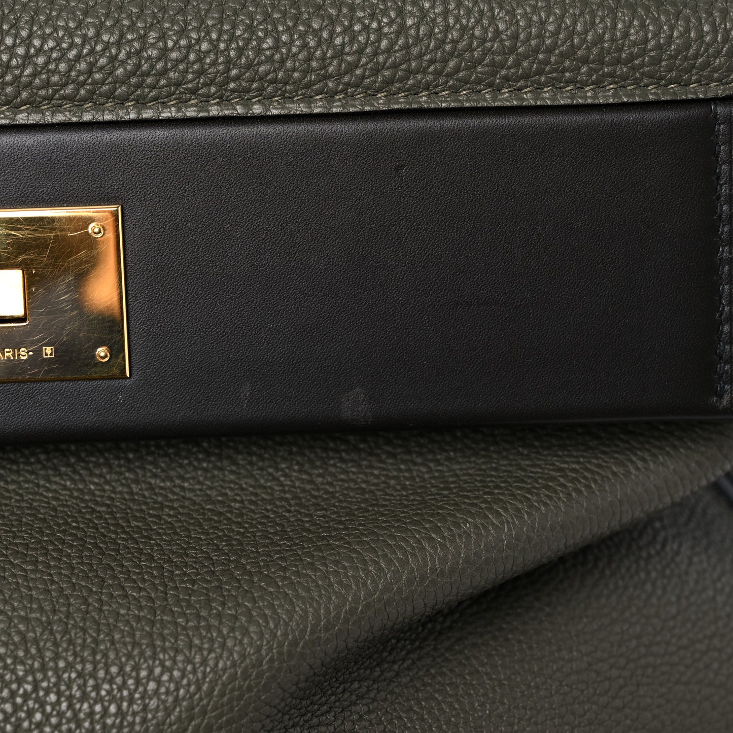 Togo Swift 24/24 35 Vert Olive Black