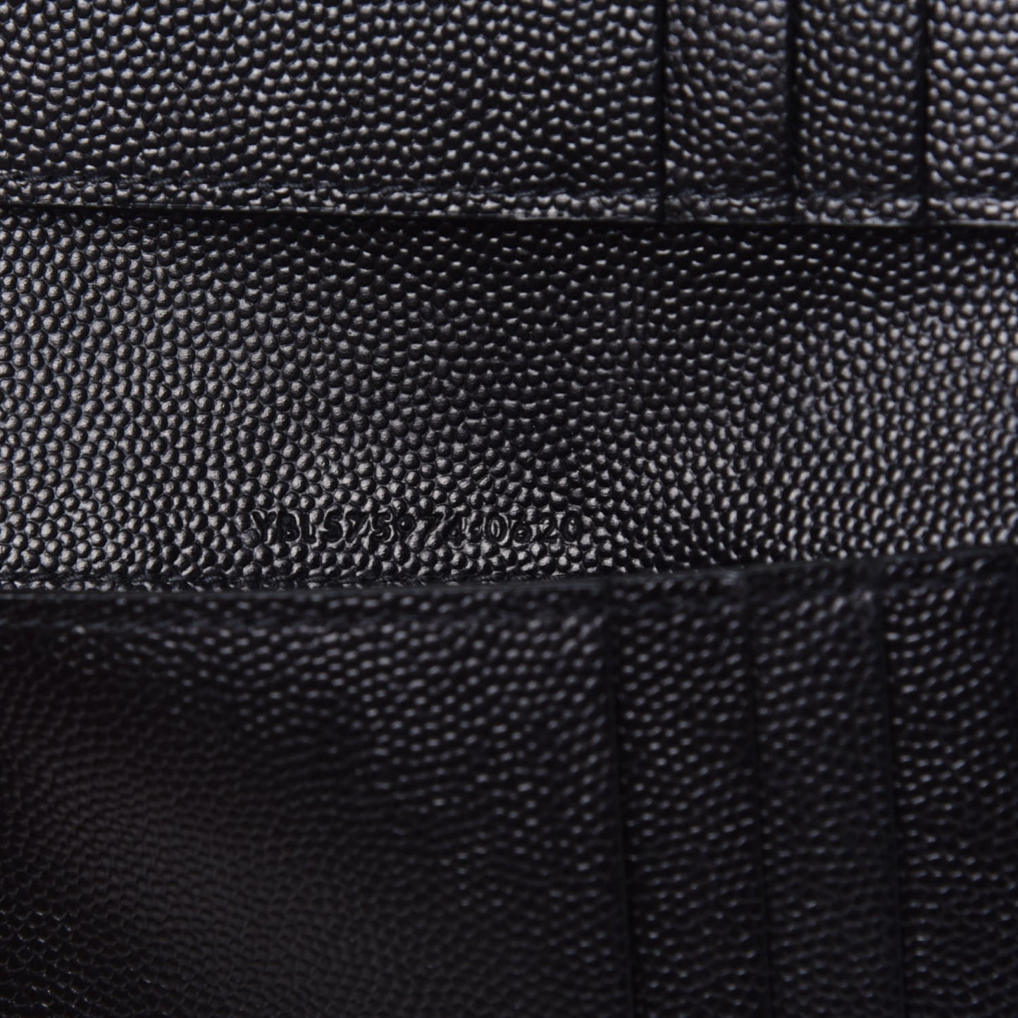 Grain De Poudre Matelasse Chevron Monogram Zipped Two-Part Wallet Black