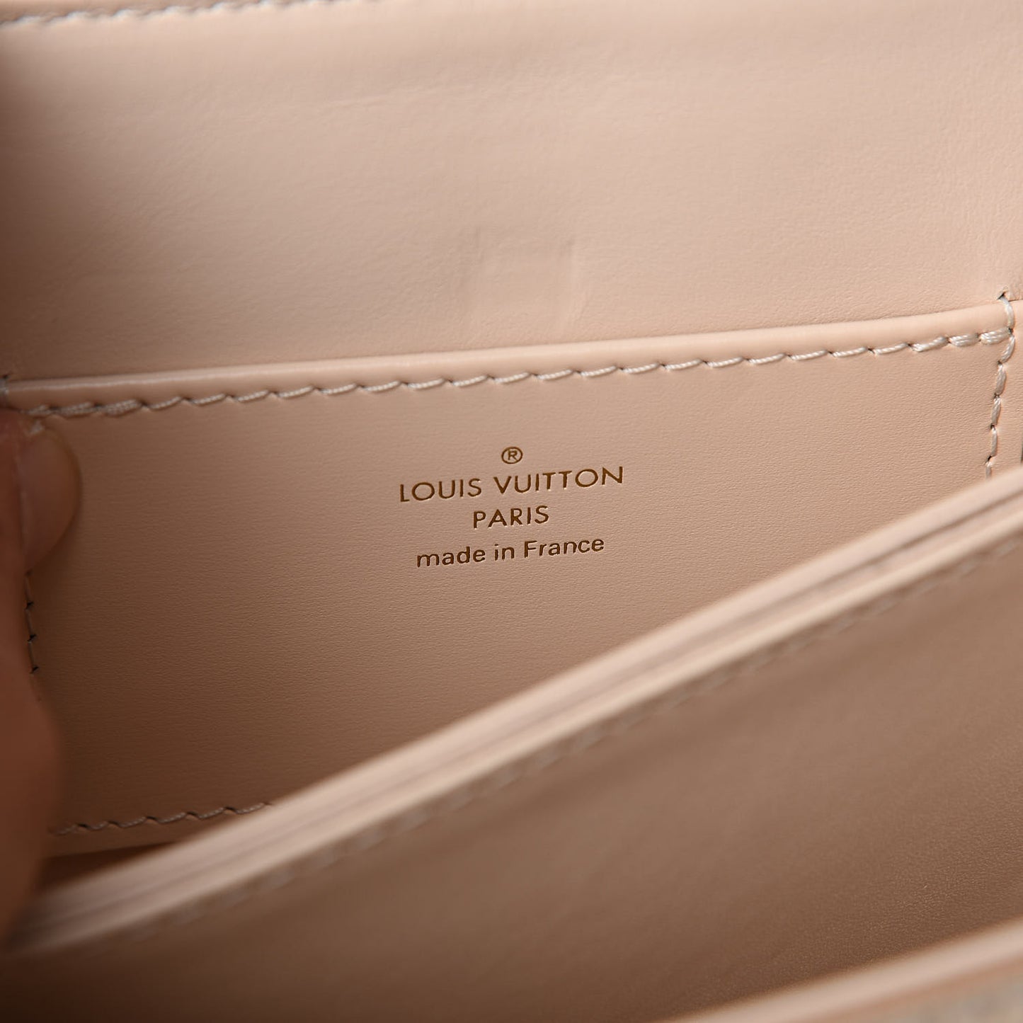 Grained Smooth Calfskin Rose Des Vents PM Creme