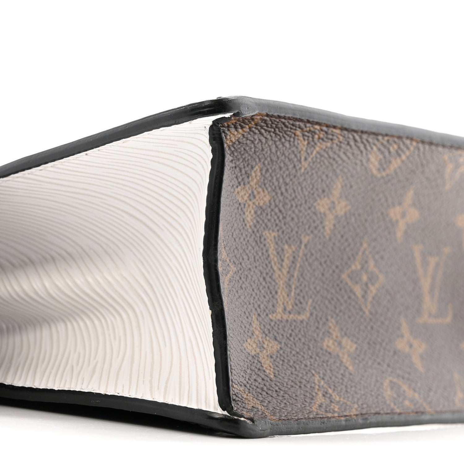 Louis Vuitton Vernis Epi Monogram Spring Street Black 8 of 14