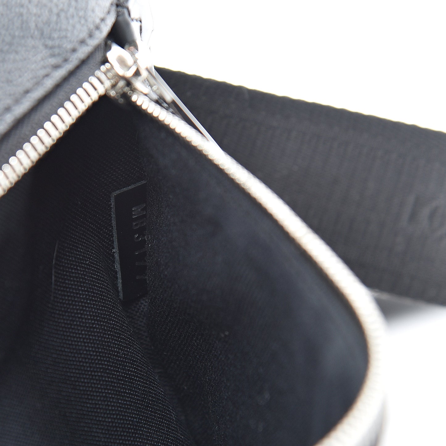 Damier Graphite Ambler