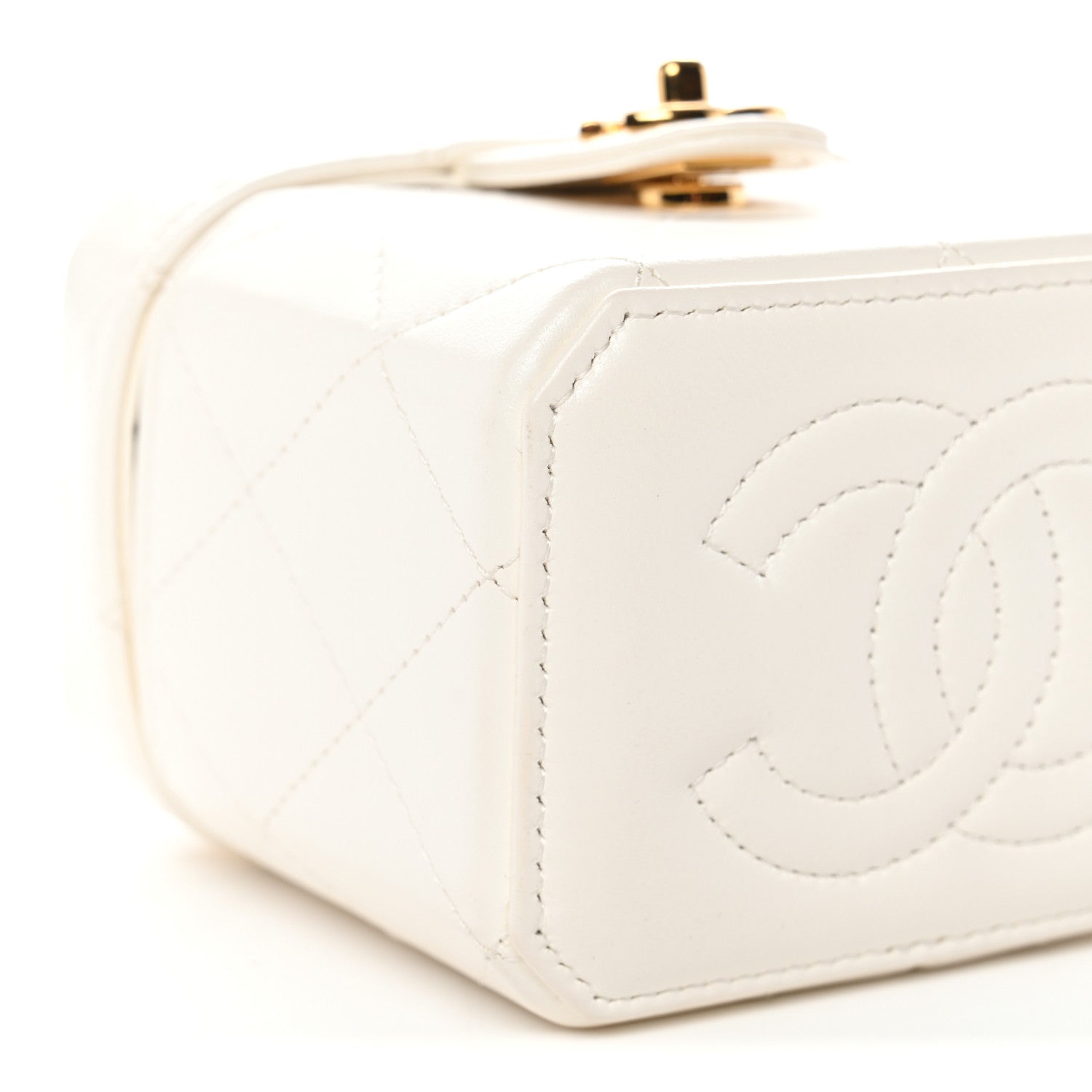 Chanel Lambskin Quilted Vanity Clutch With Chain White 9 of 10