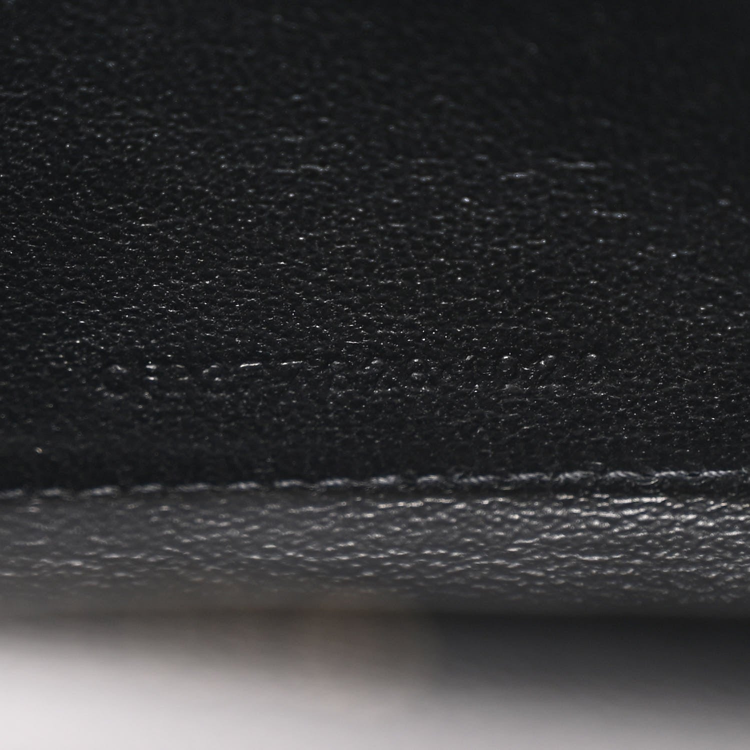 Saint Laurent Grain De Poudre Matelasse Chevron Monogram Chain Wallet Black 9 of 12