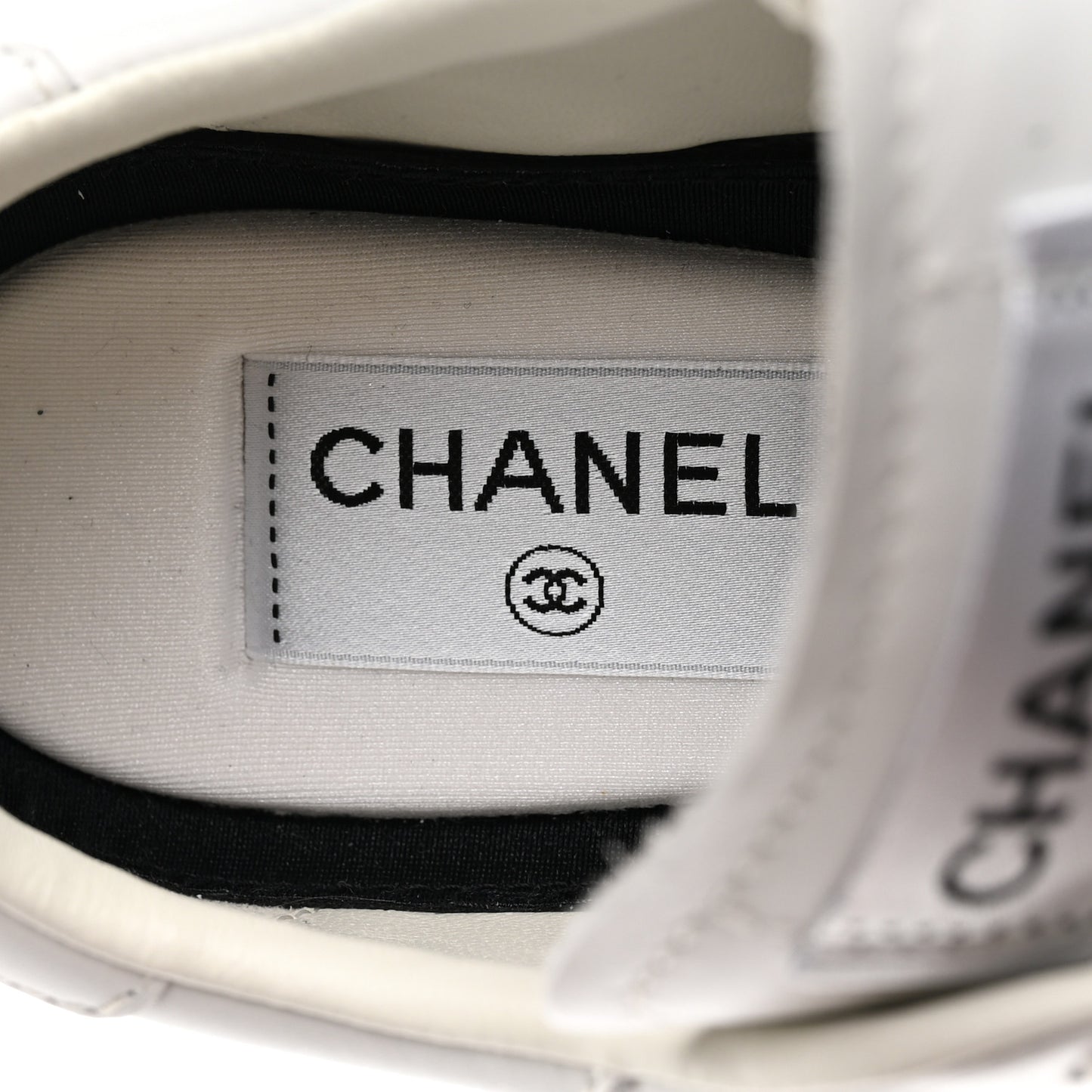 Calfskin CC Womens Sneakers 39 White
