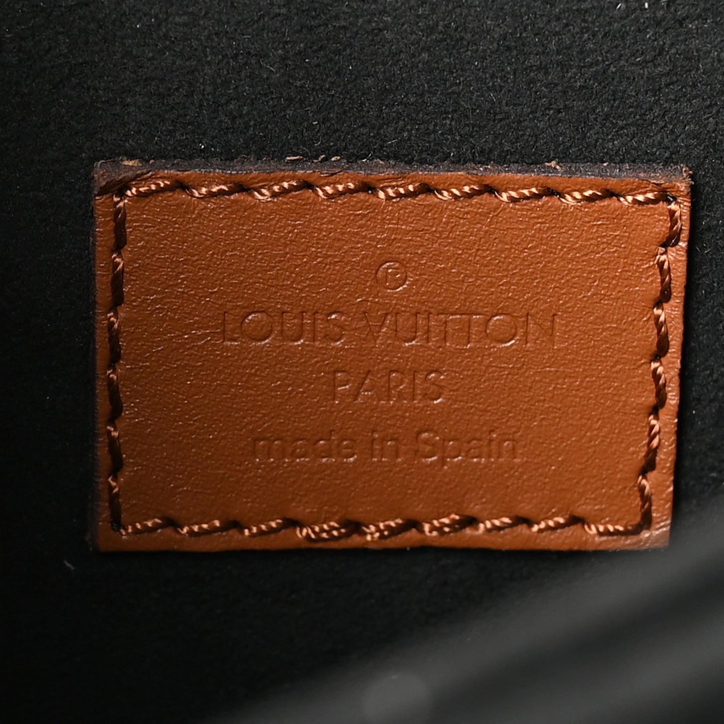 Reverse Monogram Dauphine MM