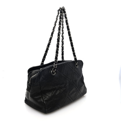 Chanel Calfskin Small Diamond Stitch Tote Black 3 of 10
