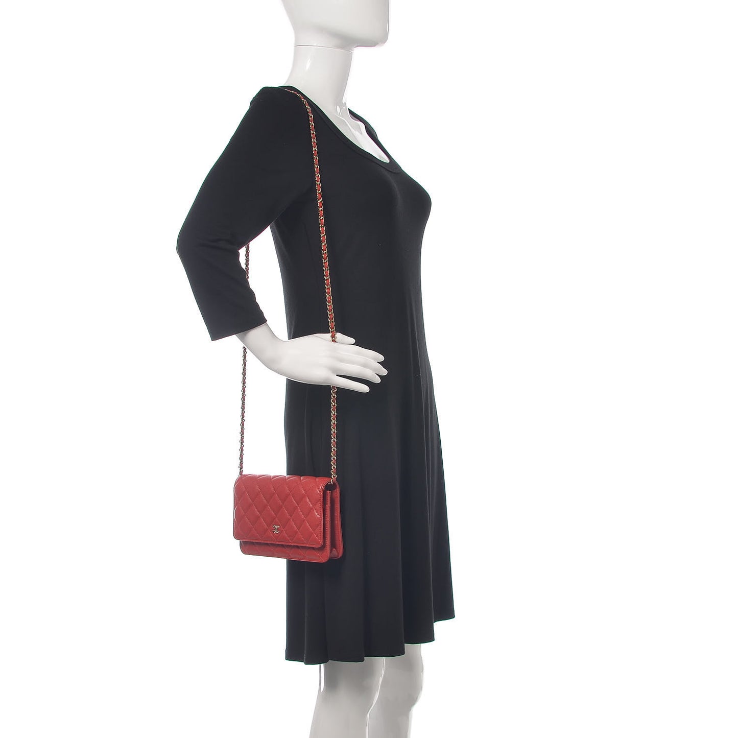 Caviar Quilted Wallet on Chain WOC Red