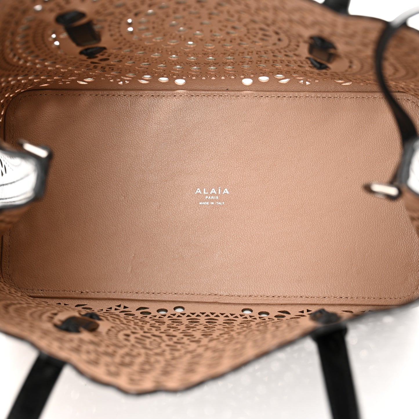 Lux Calfskin Vienne Mina 25 Bag Black