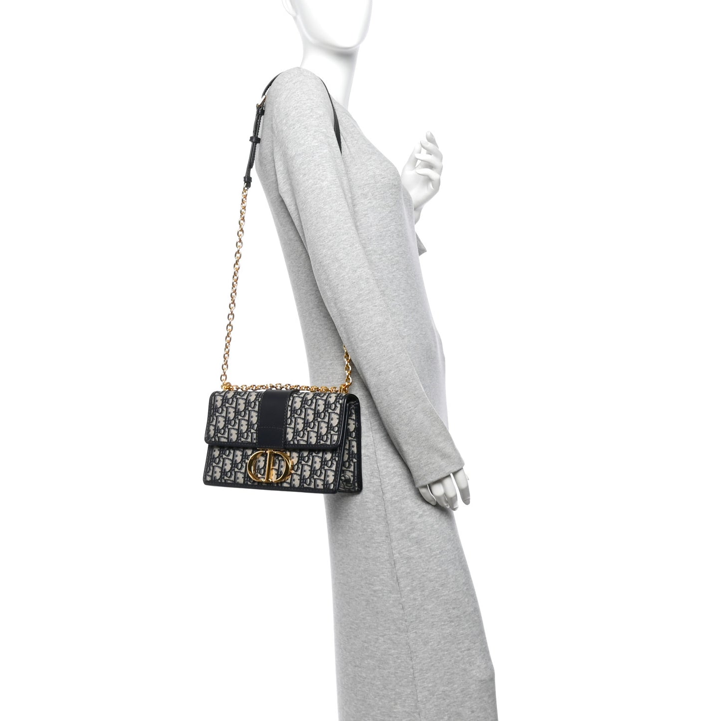 Oblique 30 Montaigne Flap Bag Blue