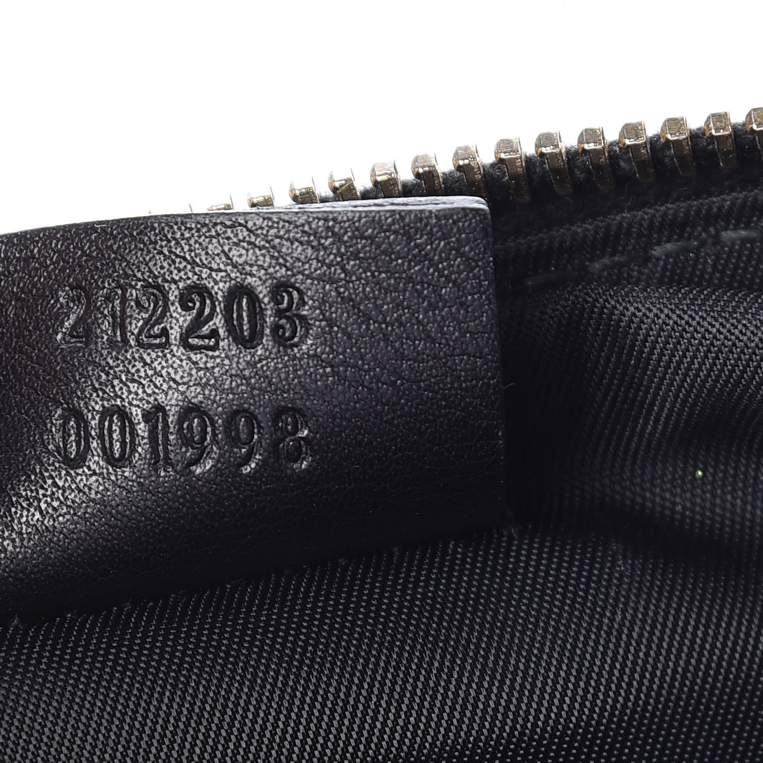 Gucci Guccissima Signature New Britt Wristlet Black 7 of 10